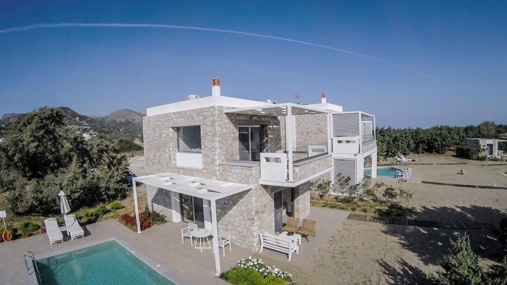 Cedar Bay Beachside Villas باليوخورا المظهر الخارجي الصورة
